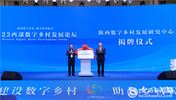 5900271.jpg 5900271.jpg