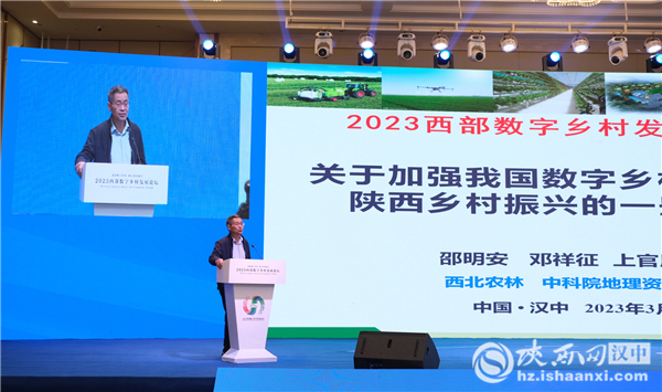 6900275.jpg 6900275.jpg